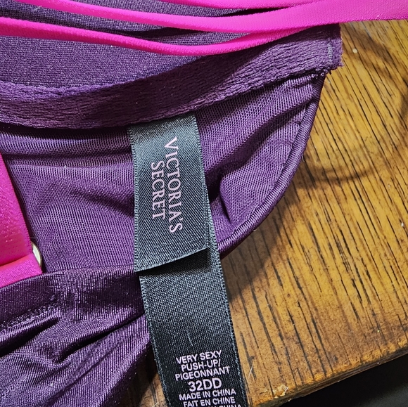 Victoria Secret Bundle - Picture 3 of 6